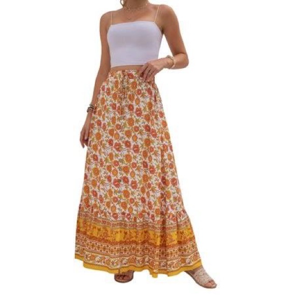 Dresses & Skirts - Boho chic pocket maxi skirt